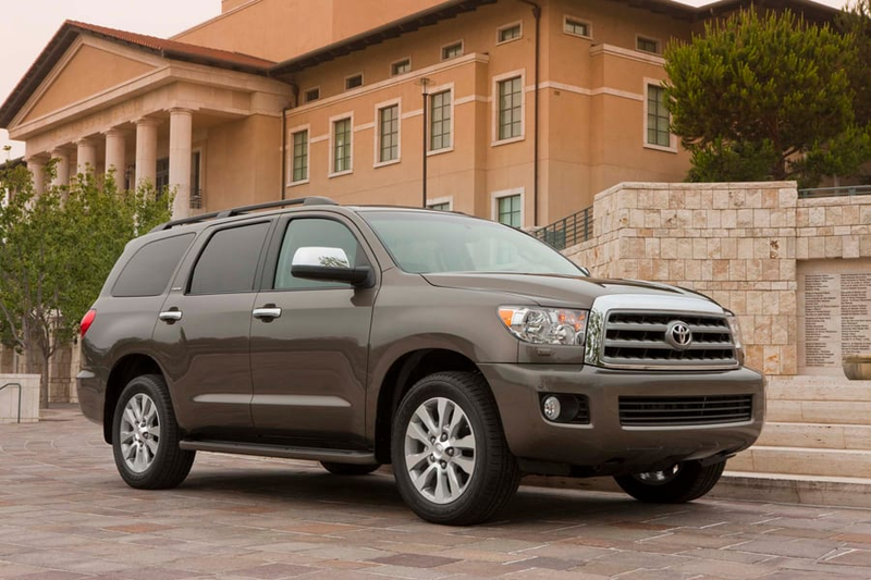 Illustration for article titled Many Argue Over Which Toyota Sequoia II is Best Looking